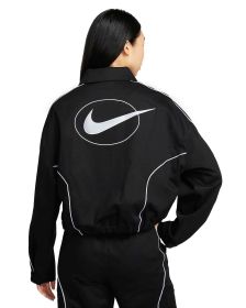 Campera Nike Essentials Street