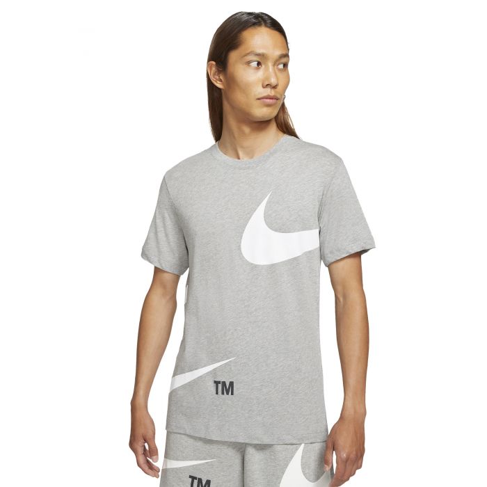 Remera Nike Sportswear Trip