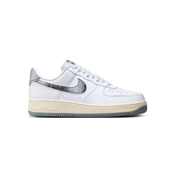 Zapatillas Nike Air Force 1 07 LX