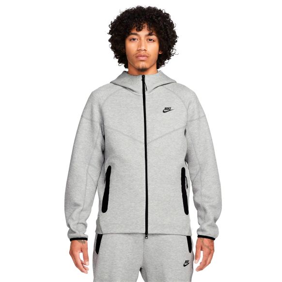 Campera Nike Tech Fleece