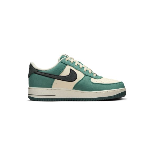 Zapatillas Nike Air Force 1 07 LV8